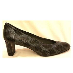 Stuart Weitzman Pump Heel Shoes Size-10M Black Leather Snake Embossed